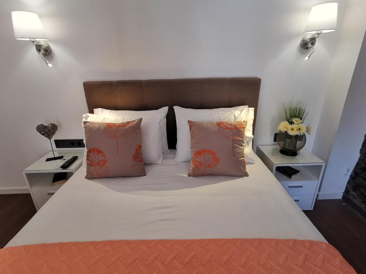 Charming Studios In Calheta Beach - Villa Esmeralda Екстер'єр фото